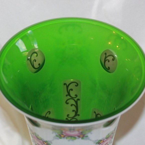 Czech Bohemian Large Green Cased to White Glass Large Flared Rime VASE LOT 4354 - Picture 5 of 5